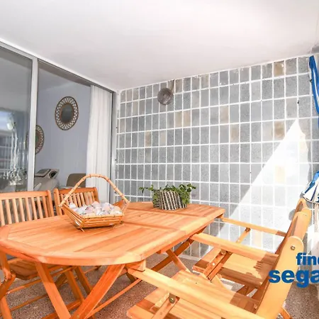Auramar Apartment